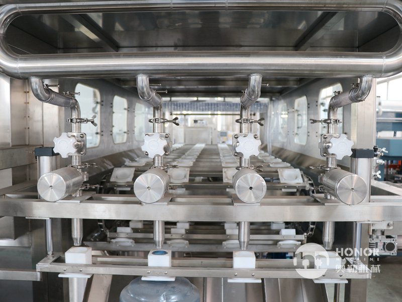 Mineral Drinking Water Filling Machine Detail